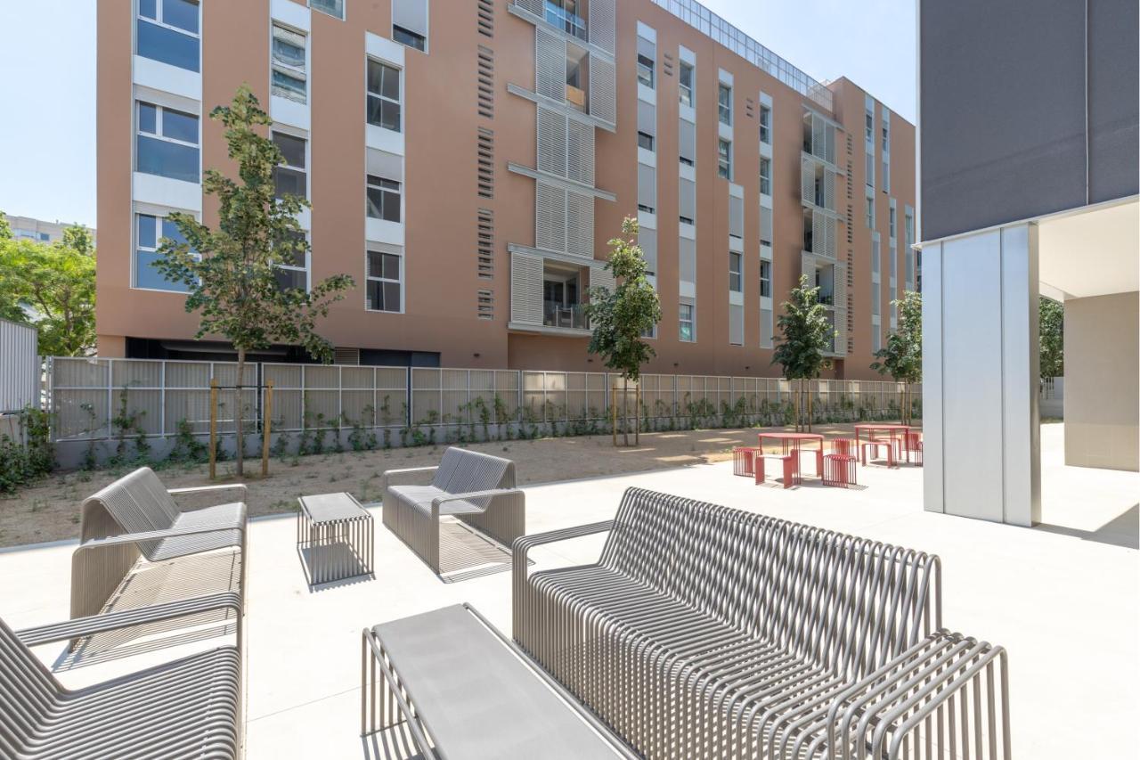 Micampus Barcelona Student Residence Exterior photo
