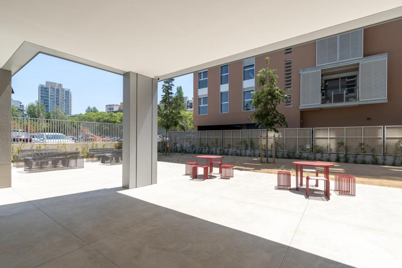 Micampus Barcelona Student Residence Exterior photo